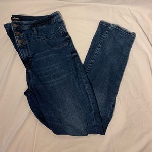 High wasted skinny jeans